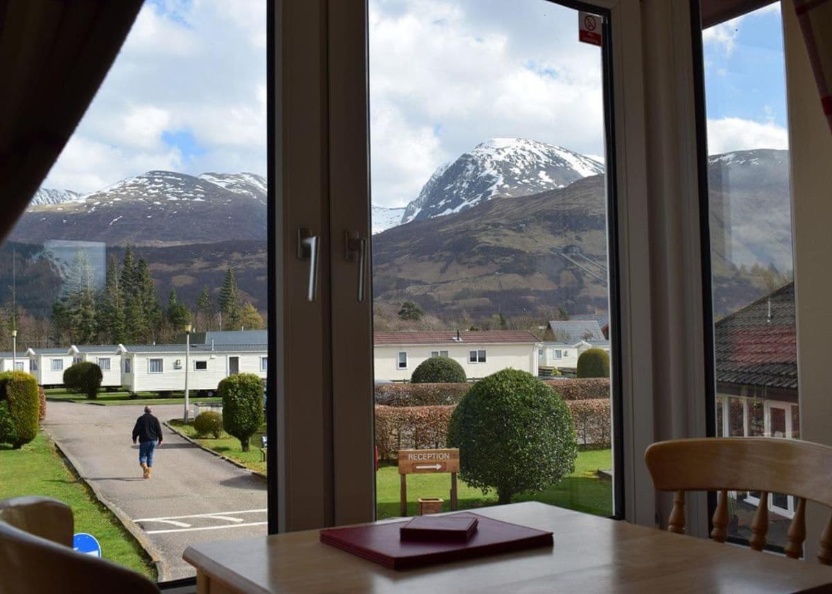 Ben Nevis Holiday Park Banavie Exterior photo